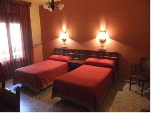 Hotel Latre Broto Ngoại thất bức ảnh